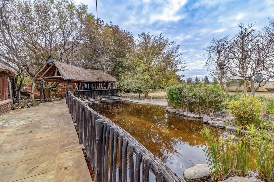 8 Bedroom Property for Sale in Oranjeville Free State